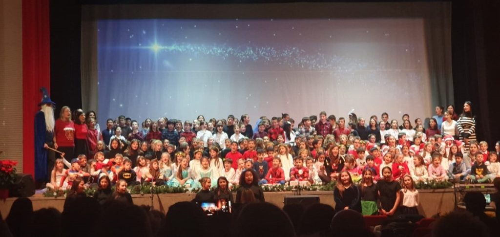 spettacolo di natale scuola primaria san luigi garbagnate